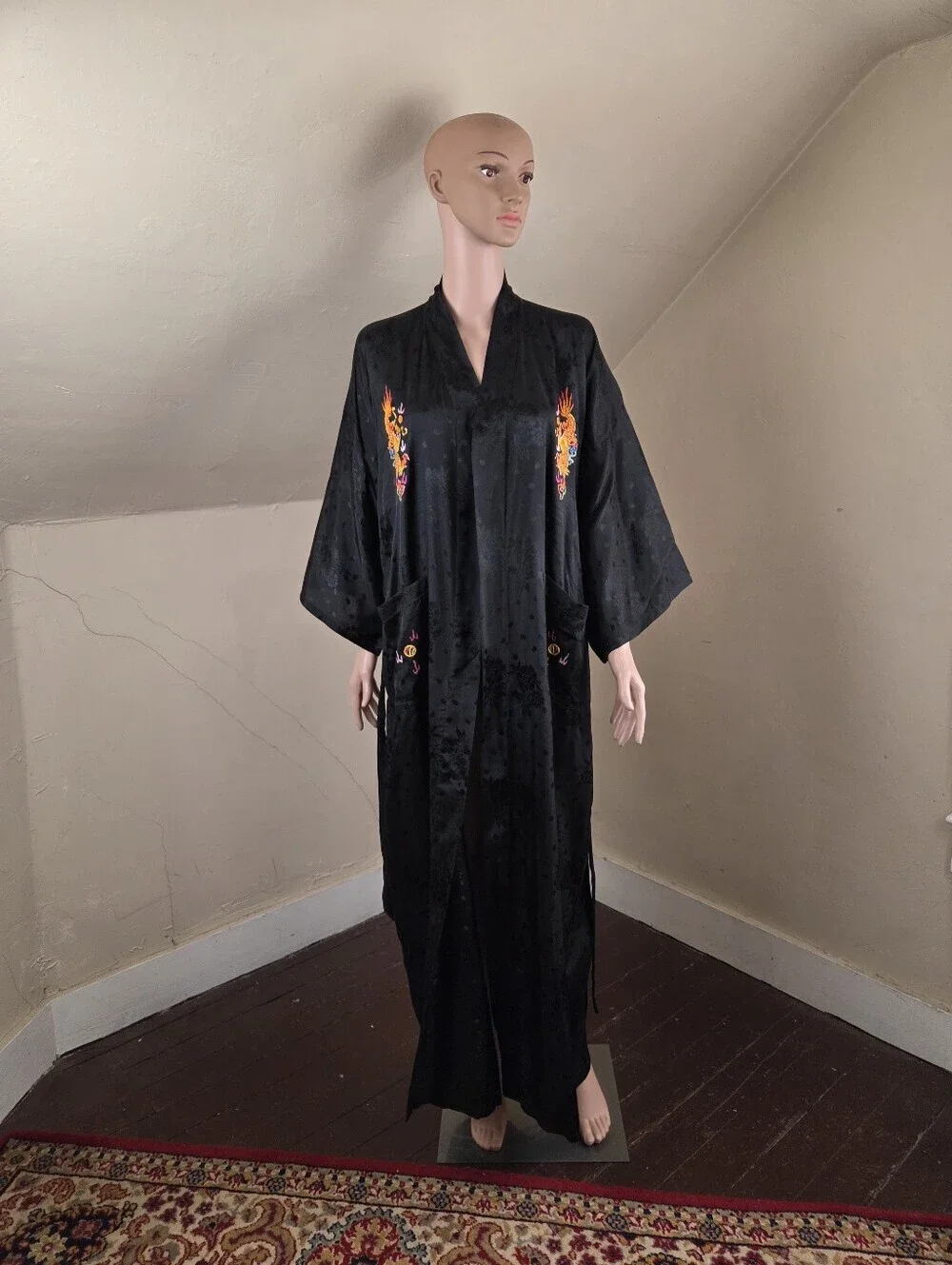 Golden Bee‎ Black Dragon Embroidered Rayon Kimono Robe Sz L Floral Jacquard Long